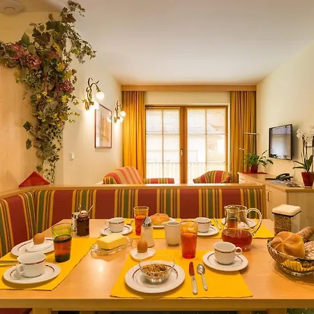 Raffl Lägenhetshotell Sankt Anton am Arlberg